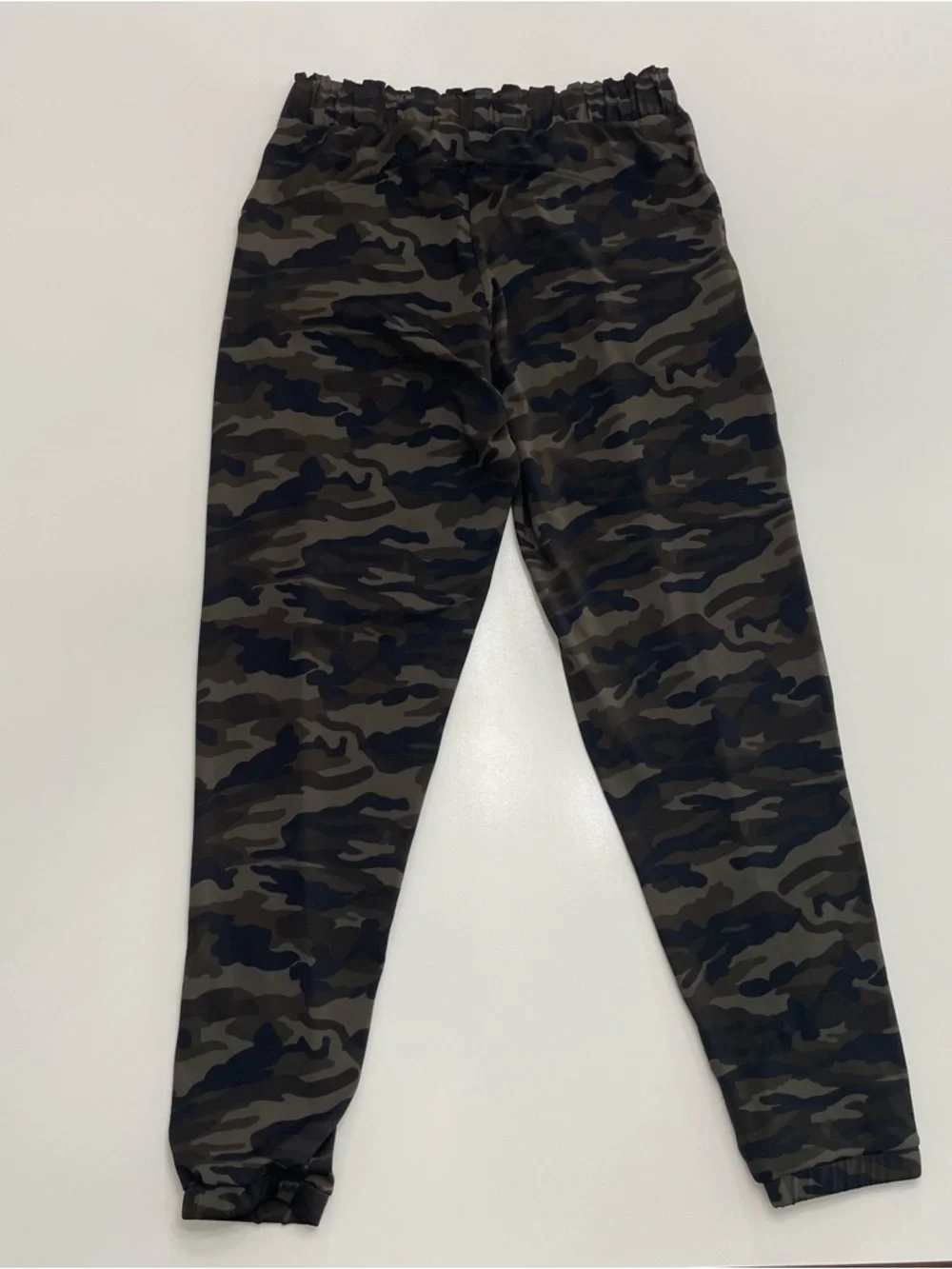 Camo Drawstring Jogger Pants, size M
